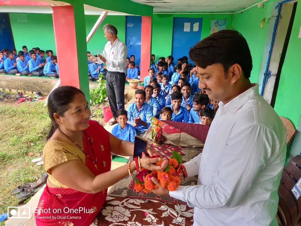 प्रकाश 6